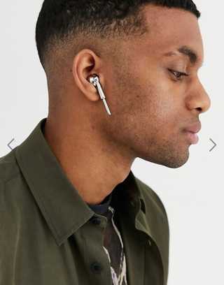 Illustration for article titled ASOS Is Selling Useless Earbuds, But, Hey, They Kind of Look like AirPods